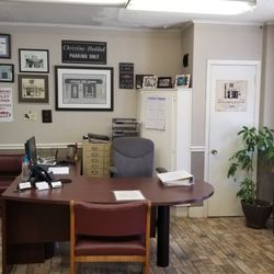 Dooley Haddad Bail Bonds - Our customer lobby