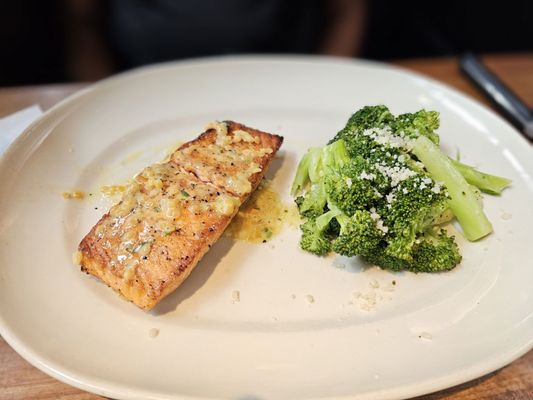 Hillstone Restaurant by null