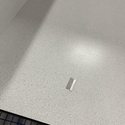 Launderland - Razor blade found in dryer