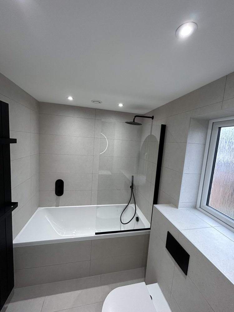 LA BOCCA BATHROOMS 22 Photos 248 Milnrow Road, Rochdale, Aberdeen