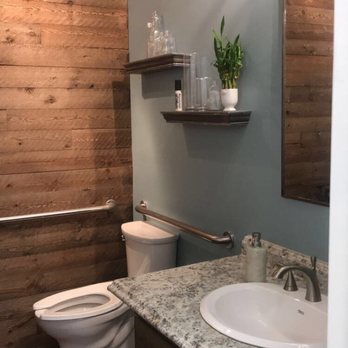 Illuminé Beauty - Bathroom things - Eyelash Service Near Me - Albuquerque, New Mexico Illuminé Beauty - Bathroom things - Eyelash Service Near Me - Albuquerque, New Mexico