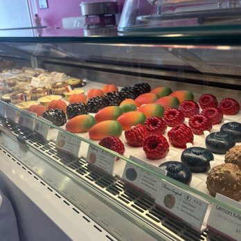 Le Macaron French Pastries - Fruit desserts - Macarons Near Me - La Jolla, California Le Macaron French Pastries - Fruit desserts - Macarons Near Me - La Jolla, California