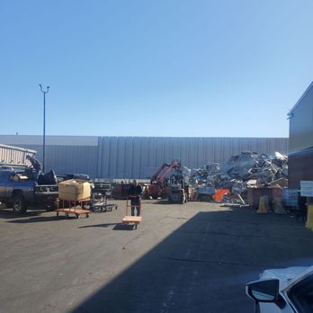 Denver Metal Recycling - Unloading Recycling - Recycling Center Near Me - Denver, Colorado Denver Metal Recycling - Unloading Recycling - Recycling Center Near Me - Denver, Colorado