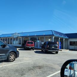 Sandbridge seaside market