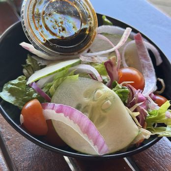 Hendo's Hideout - Salad - Caribbean Near Me - Jost Van Dyke, Virgin Islands Hendo's Hideout - Salad - Caribbean Near Me - Jost Van Dyke, Virgin Islands