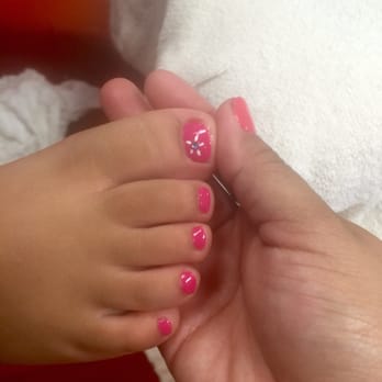 Nails by Heidy - Even my 6yrs old daughter gets her pedicures too. - Nail Salons Near Me - Vista, California