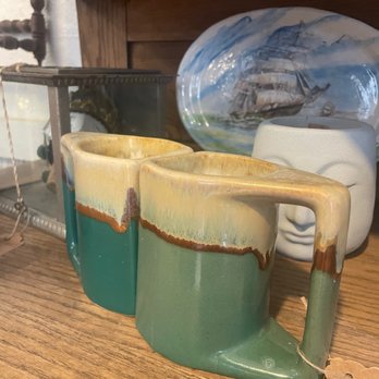 Crestline Antiques & More - connected mugs - Antiques Near Me - Crestline, California
