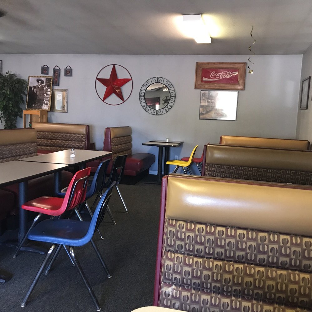 Taco Reyes - Dining room - Mexican Near Me - Royse City, Texas Taco Reyes - Dining room - Mexican Near Me - Royse City, Texas