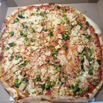Krispy Pizza - Grilled Chicken Broccoli Pie - Pizza Near Me - Jersey City, New Jersey