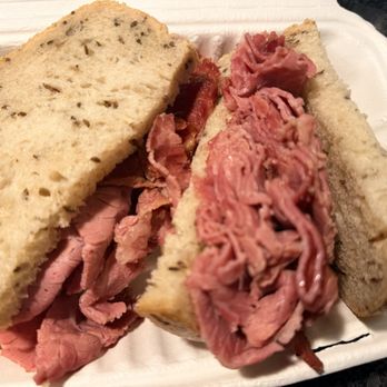 Perly's - Corned beef Sandwich - Delis Near Me - Richmond, Virginia