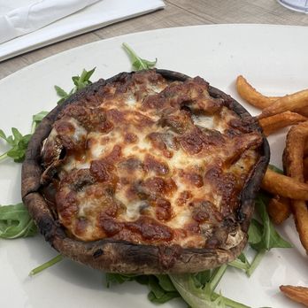 Katie Downs Waterfront Tavern - Portobello cap pizza - Pizza Near Me - Tacoma, Washington
