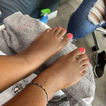 Exclusive Nail Studio - Nail Salons Near Me - Crown Heights, New York