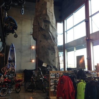 REI - Climbing wall - Outdoor Gear Near Me - Saint Louis, Missouri REI - Climbing wall - Outdoor Gear Near Me - Saint Louis, Missouri