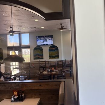 Broken Yolk Cafe - Dining area nice area - Breakfast & Brunch Near Me - Chula Vista, California Broken Yolk Cafe - Dining area nice area - Breakfast & Brunch Near Me - Chula Vista, California