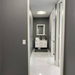 Asiana Wellness - Acupuncture for Fertility, IVF, Cold Hands and Feet, Bloating, IBS, Irritable Bowels, Hormonal Imbalance, Hypothyroid Hashimoto's Symptoms