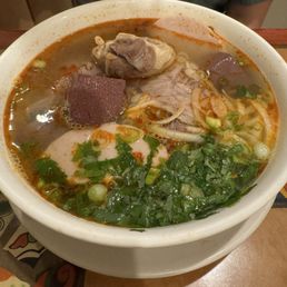 Bun bo hue