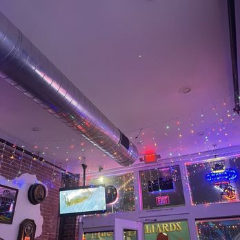 The 411 Rec Room - Brewpubs Near Me - Fresno, California The 411 Rec Room - Brewpubs Near Me - Fresno, California
