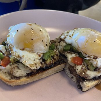 Cafe Mong - Blue crab Benedict - Breakfast & Brunch Near Me - Las Vegas, Nevada