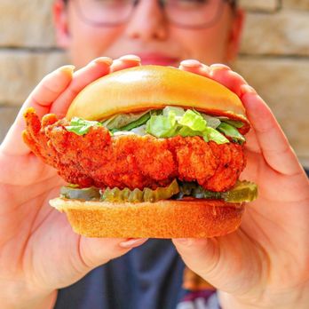 Big Chicken - Fast Food Near Me - Clio, Michigan Big Chicken - Fast Food Near Me - Clio, Michigan