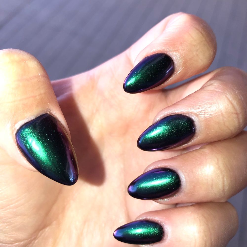 Gorgeous neo-chrome nails by Jen. She got the shape perfect and the color is amaaaazing.