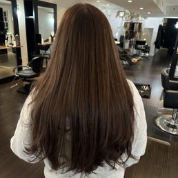 I wanted to go as close to my natural color while still keeping some dimension. I wanted to go as close to my natural color while still keeping some dimension.