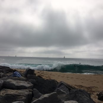 The Wedge - Beaches Near Me - Newport Beach, California