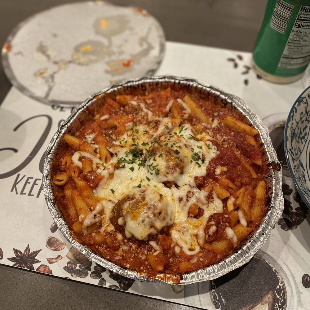 Baked Ziti w meatballs Baked Ziti w meatballs