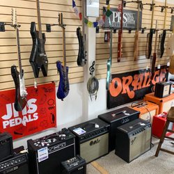 Downbeat Music Center - Electric Guitar Room (front entrance)