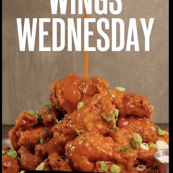 BrewDog - Cleveland - Not exactly accurate advertising. $20 for 10 with 5 refills of 5... 35 wings Max. Not exactly "Unlimited" - Brewpubs Near Me - Cleveland, Ohio