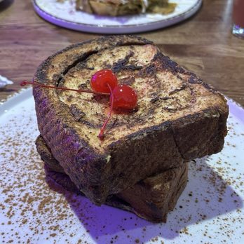 Madres Brunch - Dry/Cold French Toast - Breakfast & Brunch Near Me - Riverside, California