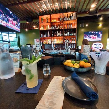 Super Sap's - Bar area - Thai Near Me - Cedar Park, Texas