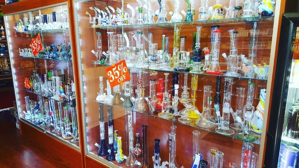 Savvy Smoke Shop