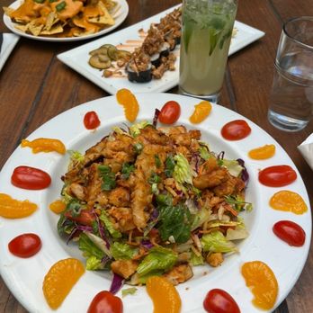 SunCafe - Daring Thai Mandarin Salad, Mini Nachos Brunch, mojito - Vegan Near Me - Studio City, California SunCafe - Daring Thai Mandarin Salad, Mini Nachos Brunch, mojito - Vegan Near Me - Studio City, California