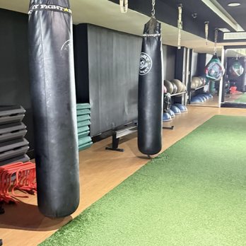 Royalton Fit - Inside Gym - Fitness/Exercise Equipment Near Me - Chetumal, ROO