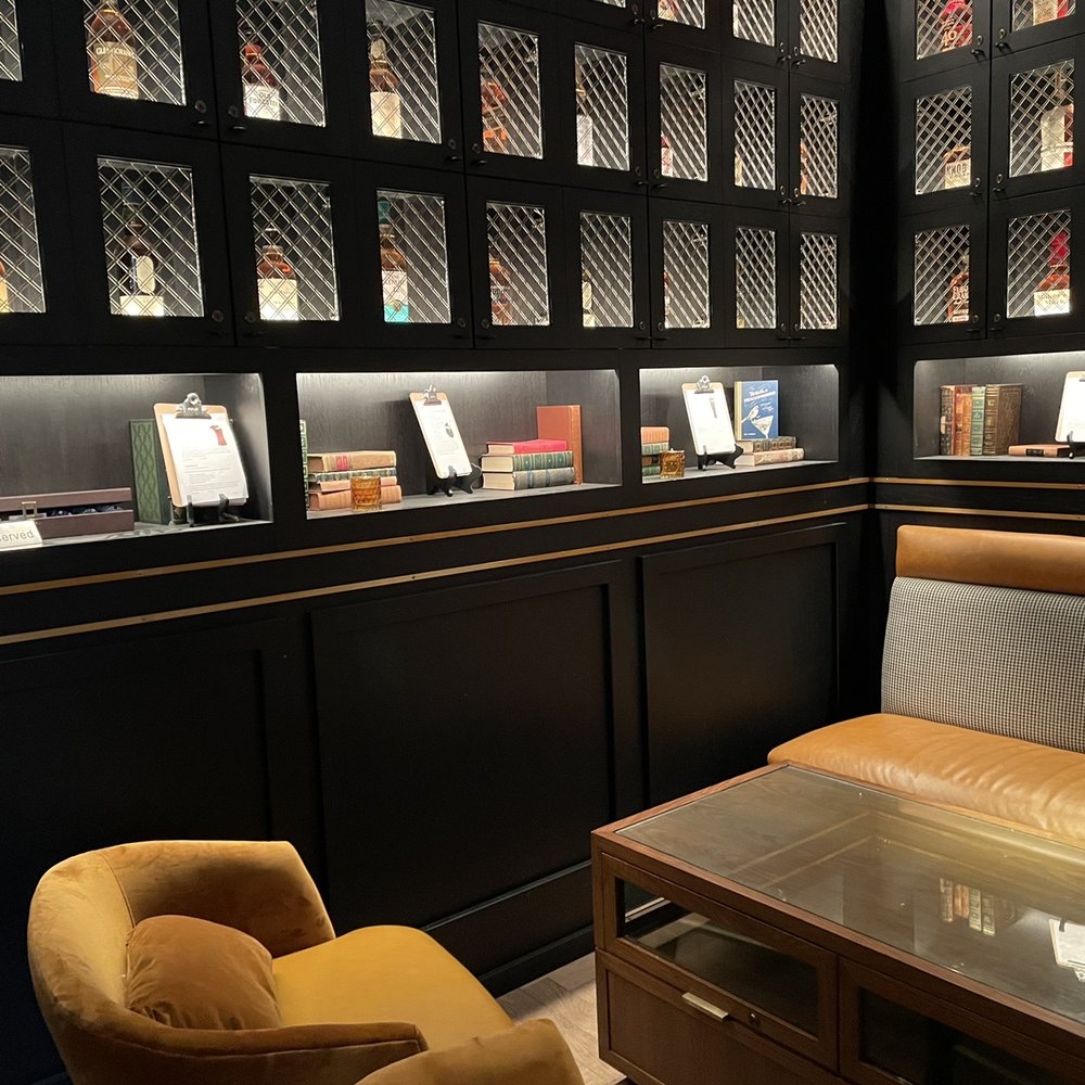 Bar/Coffee area