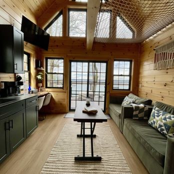 FLX Retreats - Main living area - Vacation Rentals Near Me - Penn Yan, New York FLX Retreats - Main living area - Vacation Rentals Near Me - Penn Yan, New York