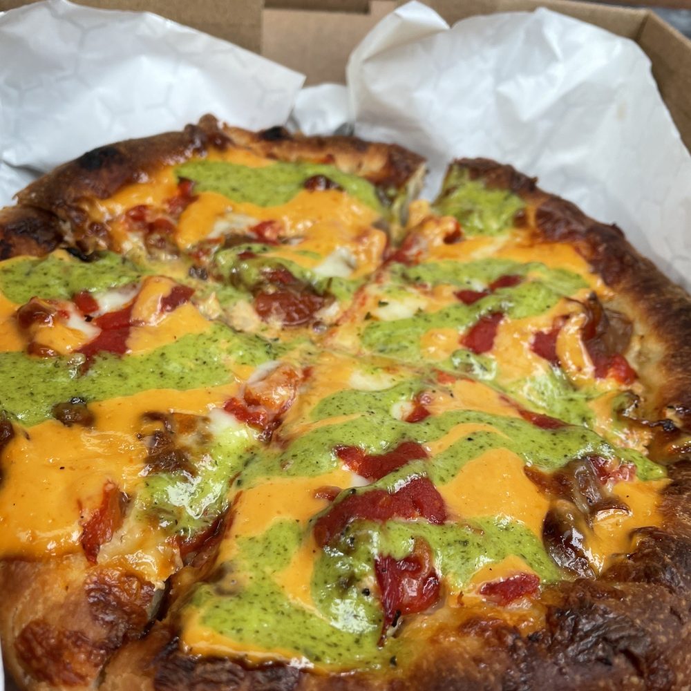 The Hungry Italian - Pappy's Chicken Pizza - Pizza Near Me - Oakville, Ontario