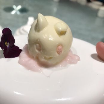 Array 36 - Where is quality control? My bunny is deformed. - Chinese Near Me - San Gabriel, California