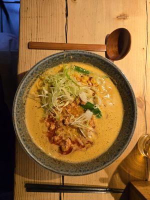 Mochi Ramen Bar by null