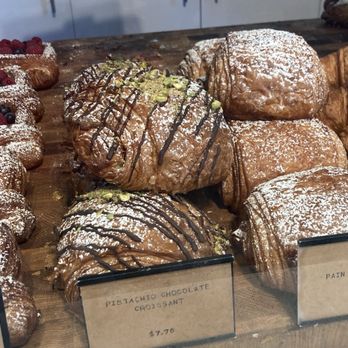 Circles and Squares - Bakeries Near Me - Toronto, Ontario Circles and Squares - Bakeries Near Me - Toronto, Ontario