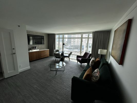 The Colonnade Hotel by null