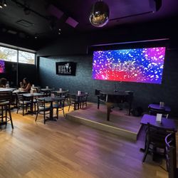 Higgy's - Inside