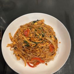 Absolute Thai-Sushi - Street noodle with chicken