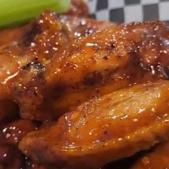 Coach's Corner Pizza & Brew - Amazing wings. All of them - Pizza Near Me - Cypress, California