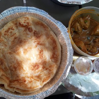 Chef CBTM Bistro - Roti canai and the accompanying sauce with chicken and potatoes!  So good! - Asian Fusion Near Me - Jackson Heights, New York