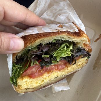 Pura Vida Miami - Egg croissant - Sandwiches Near Me - Miami Beach, Florida