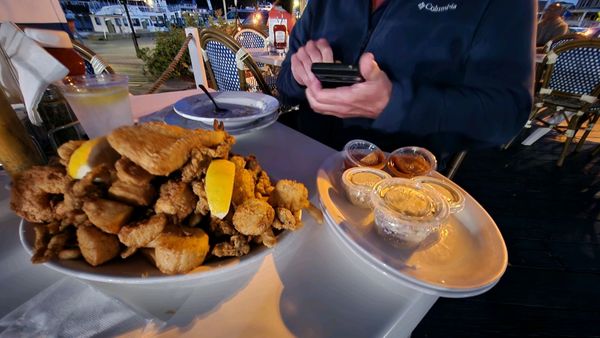 Spanky's Clam Shack and Seaside Saloon by null