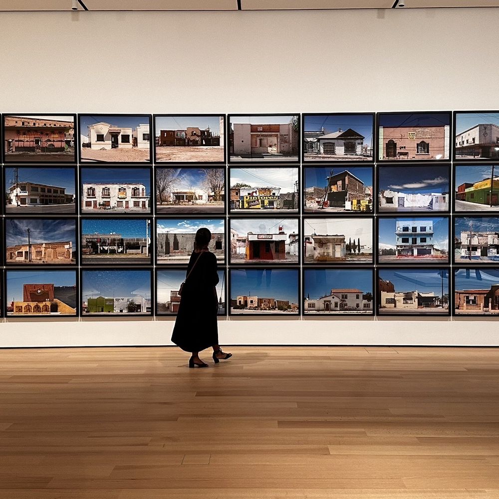 Buffalo AKG Art Museum - Art Galleries Near Me - Buffalo, New York