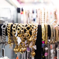 Trove - Lots of jewelry