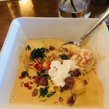 Pisces Rising - Shrimp and Grits - Seafood Near Me - Mount Dora, Florida